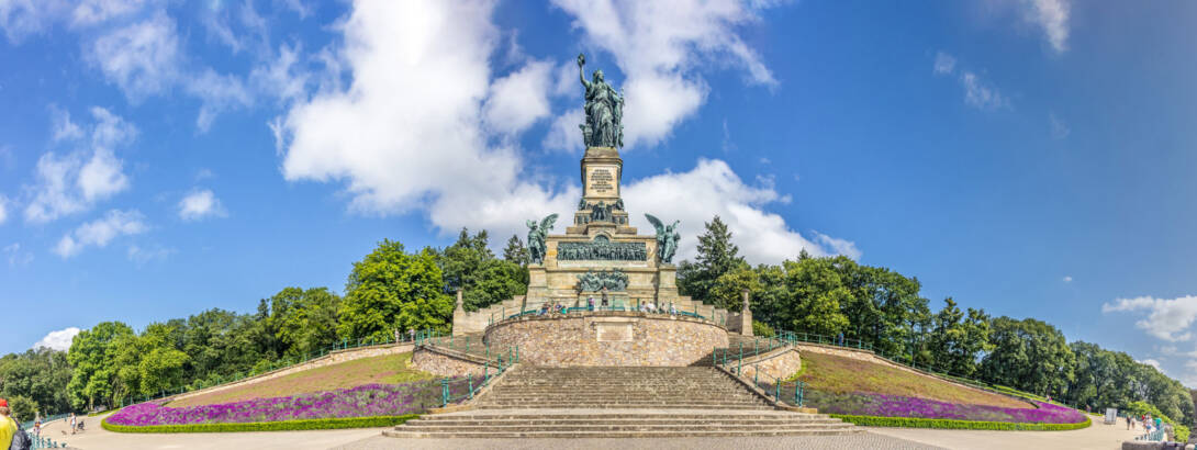mood_Denkmal-Ruedesheim-Tourist-AG-Marlis-Steinmetz mood_Denkmal-Ruedesheim-Tourist-AG-Marlis-Steinmetz